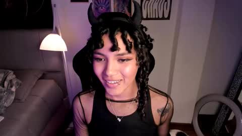 Nati - Independ model online show from November 1, 2025, 4:25 am