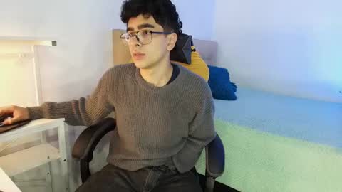 Snapshot of _nickconnor1 chatting on October 16, 2025, 6:36 am Nicolas online show from October 16, 2025, 6:36 am