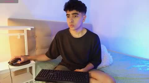 Snapshot of _nickconnor1 chatting on October 26, 2025, 5:02 am Nicolas online show from October 26, 2025, 5:02 am