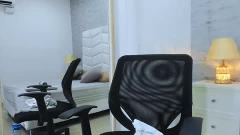 Noah Heyden online show from January 24, 2025, 4:39 pm