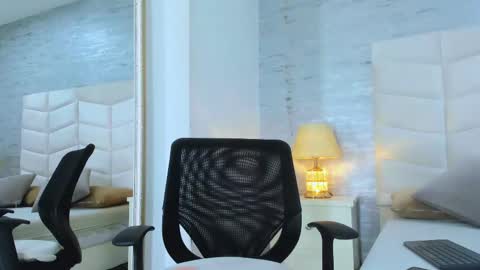 Noah Heyden online show from January 27, 2025, 1:19 pm