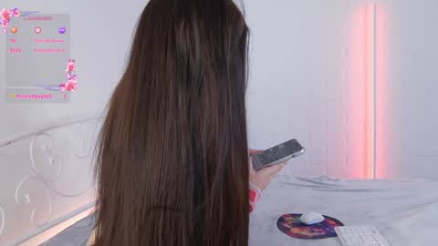 Snapshot of _noell_ chatting on December 11, 2024, 5:37 pm Vivian online show from December 11, 2024, 5:37 pm