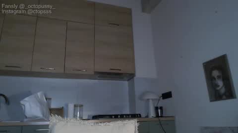 Mikayla online show from February 3, 2026, 7:41 pm