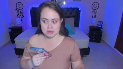 Snapshot of _oliviajoness chatting on February 10, 2026, 11:47 am Olivia jones online show from February 10, 2026, 11:47 am