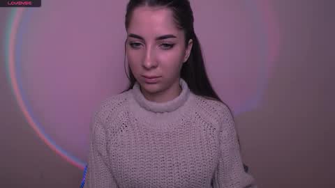 Olivia online show from November 29, 2025, 8:28 am