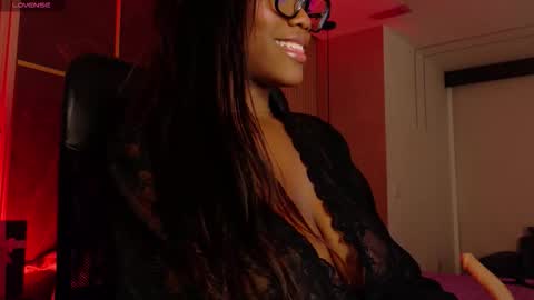 Paris online show from January 13, 2026, 2:33 pm