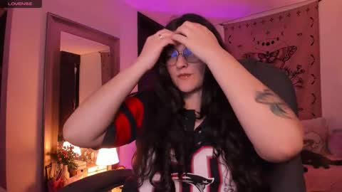 violeta ig  online show from February 14, 2026, 5:04 am