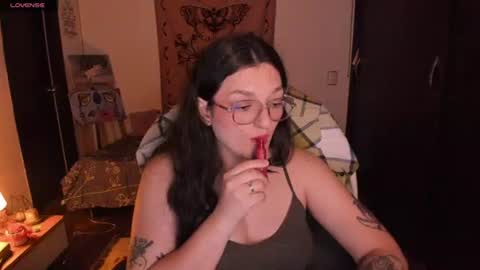 Snapshot of _peach__ chatting on June 24, 2026, 2:54 am violeta ig online show from June 24, 2026, 2:54 am
