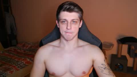 Vampire online show from December 15, 2025, 1:10 am