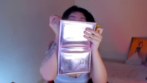 Stefany online show from September 17, 2025, 7:54 am