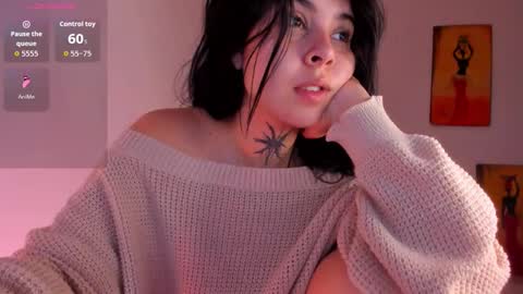 Stefany online show from October 15, 2025, 12:05 pm