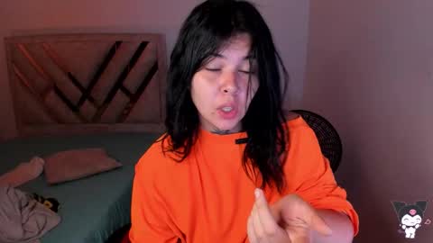 Stefany online show from March 2, 2026, 1:18 pm