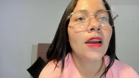 Snapshot of _rapunzeel chatting on September 17, 2025, 4:52 pm _rapunzeel online show from September 17, 2025, 4:52 pm