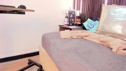 Snapshot of _rebecca1 chatting on November 20, 2025, 2:06 pm rebecca online show from November 20, 2025, 2:06 pm