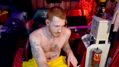 Snapshot of _redxxx chatting on October 25, 2025, 2:46 pm REDxxx online show from October 25, 2025, 2:46 pm