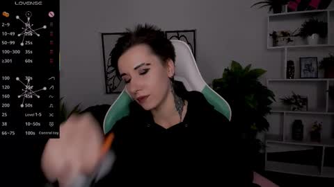 Rein online show from September 30, 2025, 7:30 pm