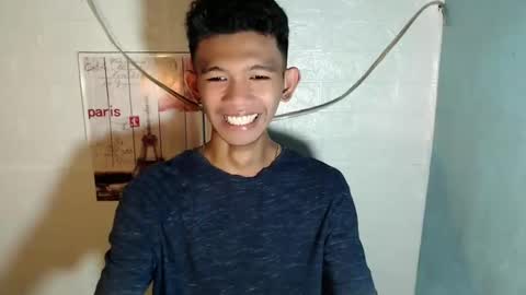 Snapshot of _rellvanxx chatting on February 26, 2025, 7:09 am _rellvanxx online show from February 26, 2025, 7:09 am