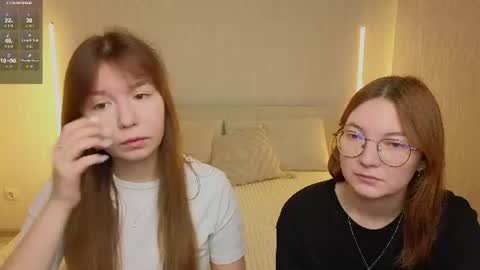 Snapshot of _reverse_gang_ chatting on July 1, 2026, 4:03 am LISSAPVT IS OPEN online show from July 1, 2026, 4:03 am