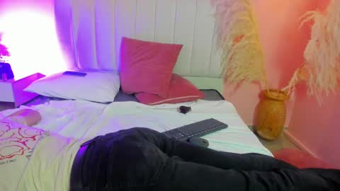 Snapshot of _ruby_red chatting on October 16, 2025, 10:16 am _ruby_red online show from October 16, 2025, 10:16 am