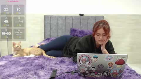 Snapshot of _ruby_red chatting on November 10, 2025, 2:43 am _ruby_red online show from November 10, 2025, 2:43 am