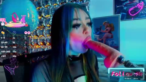 Zacura online show from October 21, 2025, 12:22 am