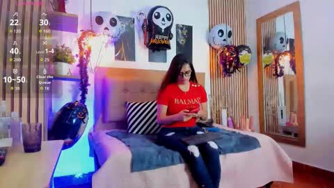 Snapshot of _samanthaa_foxx chatting on October 15, 2025, 10:48 am SAMANTHA FOX online show from October 15, 2025, 10:48 am