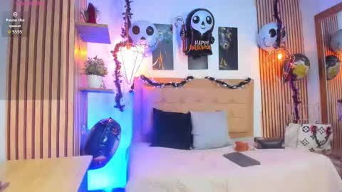 Snapshot of _samanthaa_foxx chatting on October 21, 2025, 10:05 am SAMANTHA FOX online show from October 21, 2025, 10:05 am