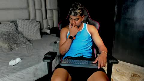 _sammy_ice online show from January 16, 2025, 12:23 am