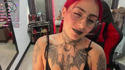 Selene online show from February 20, 2025, 3:41 pm