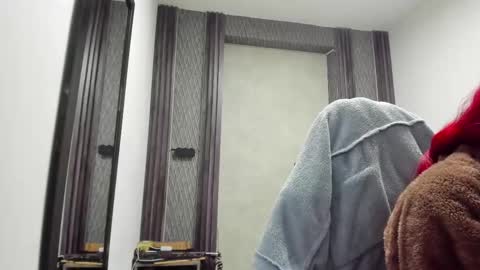 Selene online show from March 10, 2026, 1:32 am