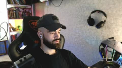 Ask me online show from April 3, 2026, 9:29 am