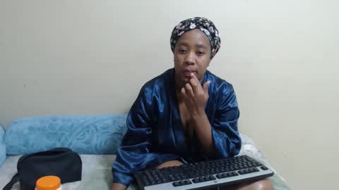 _sexylipss online show from November 30, 2025, 6:34 pm