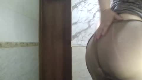  SexyXSveta  online show from May 7, 2026, 4:51 am