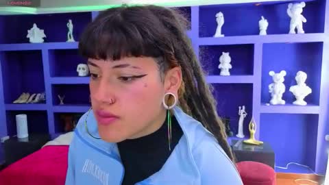 Snapshot of _sharlotte777 chatting on October 13, 2025, 2:06 pm _sharlotte777 online show from October 13, 2025, 2:06 pm