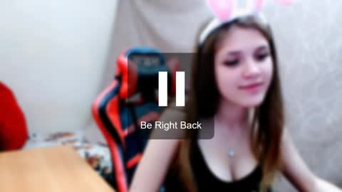 Snapshot of _shy_bunny__ chatting on March 10, 2025, 8:01 pm Mari online show from March 10, 2025, 8:01 pm