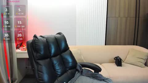  Shy Jenny  online show from October 22, 2025, 1:06 am