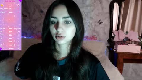 Snapshot of _shynikki chatting on September 17, 2025, 2:46 am _shynikki online show from September 17, 2025, 2:46 am