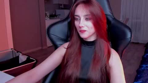 _silverdream online show from November 16, 2025, 9:42 pm