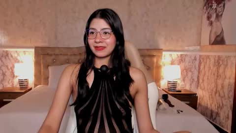 Lana  online show from December 21, 2025, 3:19 pm