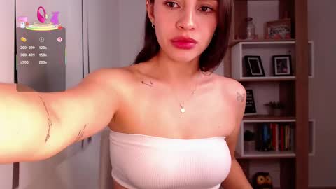 Lauren  online show from February 27, 2025, 1:59 am