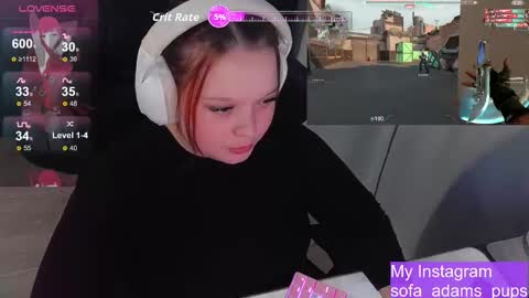 Snapshot of _sofia_adam_ chatting on November 3, 2025, 1:23 pm pups online show from November 3, 2025, 1:23 pm