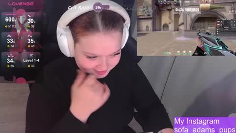 Snapshot of _sofia_adam_ chatting on November 4, 2025, 2:38 pm pups online show from November 4, 2025, 2:38 pm