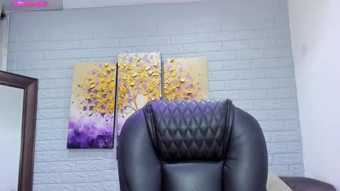    640  200   online show from December 19, 2025, 7:32 pm