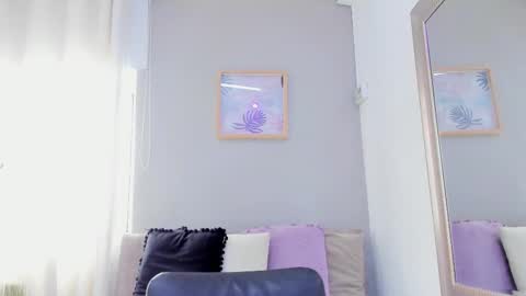    640  200   online show from January 6, 2026, 7:28 pm