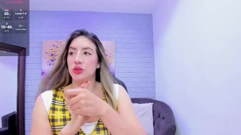 Snapshot of _sofia_cruz chatting on May 6, 2026, 7:30 pm 640 200 online show from May 6, 2026, 7:30 pm