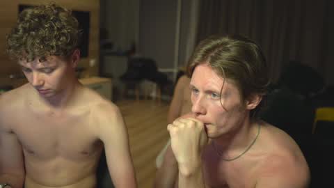 OLIVERpvt is open online show from January 6, 2025, 4:13 pm