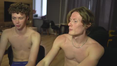 OLIVERpvt is open online show from January 10, 2025, 6:09 am