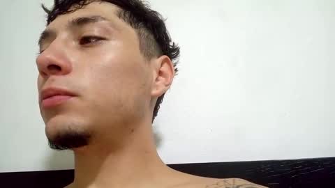 Alejandro Pinzon online show from February 9, 2025, 6:58 pm