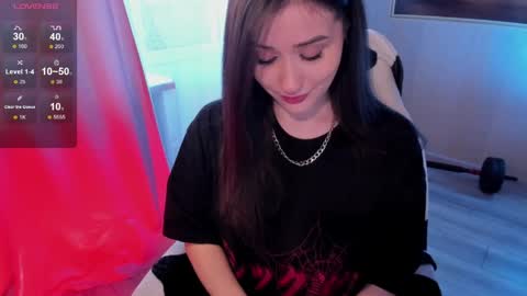 _sserendipityy_ online show from March 6, 2026, 11:28 am