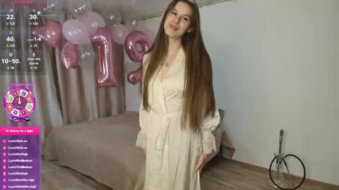 Stella Grace online show from May 19, 2026, 11:49 am